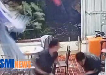 Angin Puting Beliung Terjang Jatiasih: Aktivitas Warga Sempat Kacau, Sejumlah Bangunan Terdampak