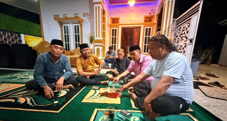 Yasinan Malam Jumat di Kolaka Jadi Ajang Silaturahmi dan Ibadah