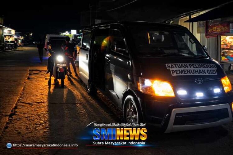 Hangatkan Ramadan, SPPG Banjarsari Keusik Gelar Aksi Sahur On The Road